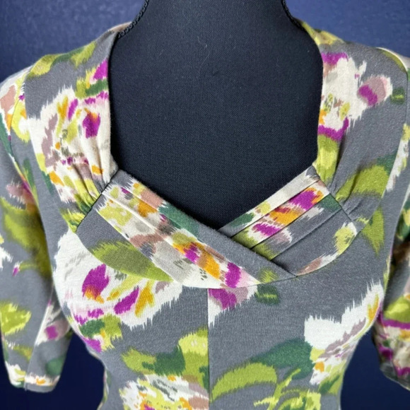 Anthropologie Tiny Floral Motif Fitted Knit Top, Size Extra Small - Picture 2 of 9